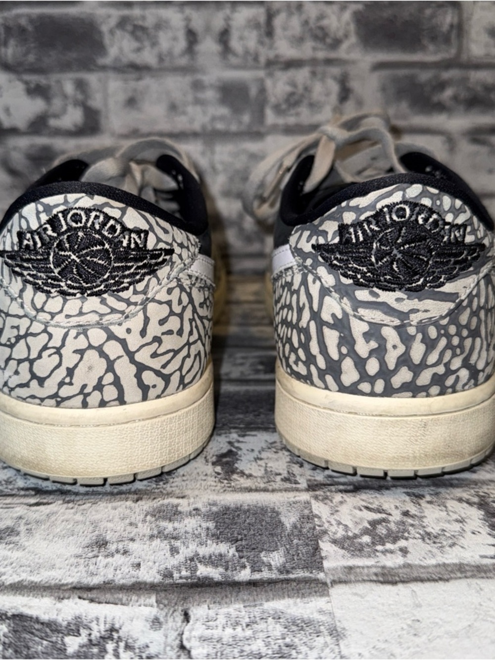 Used Men SZ 10.5 Air Jordan 1 Retro OG Low Black Cement with Elephant Print - Picture 9 of 10